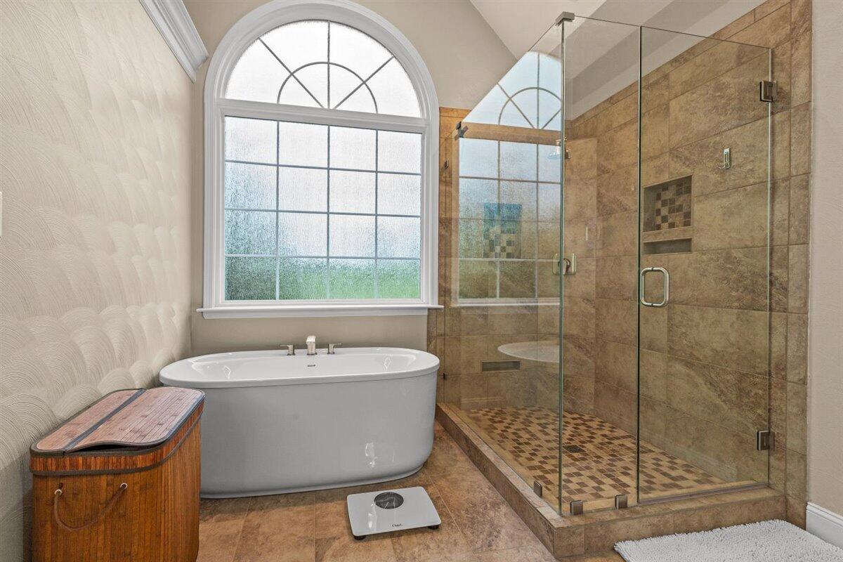 105 Sowder Farm Road Troutville, VA 24175 - Photo 16 of 57 Primary Full Bath