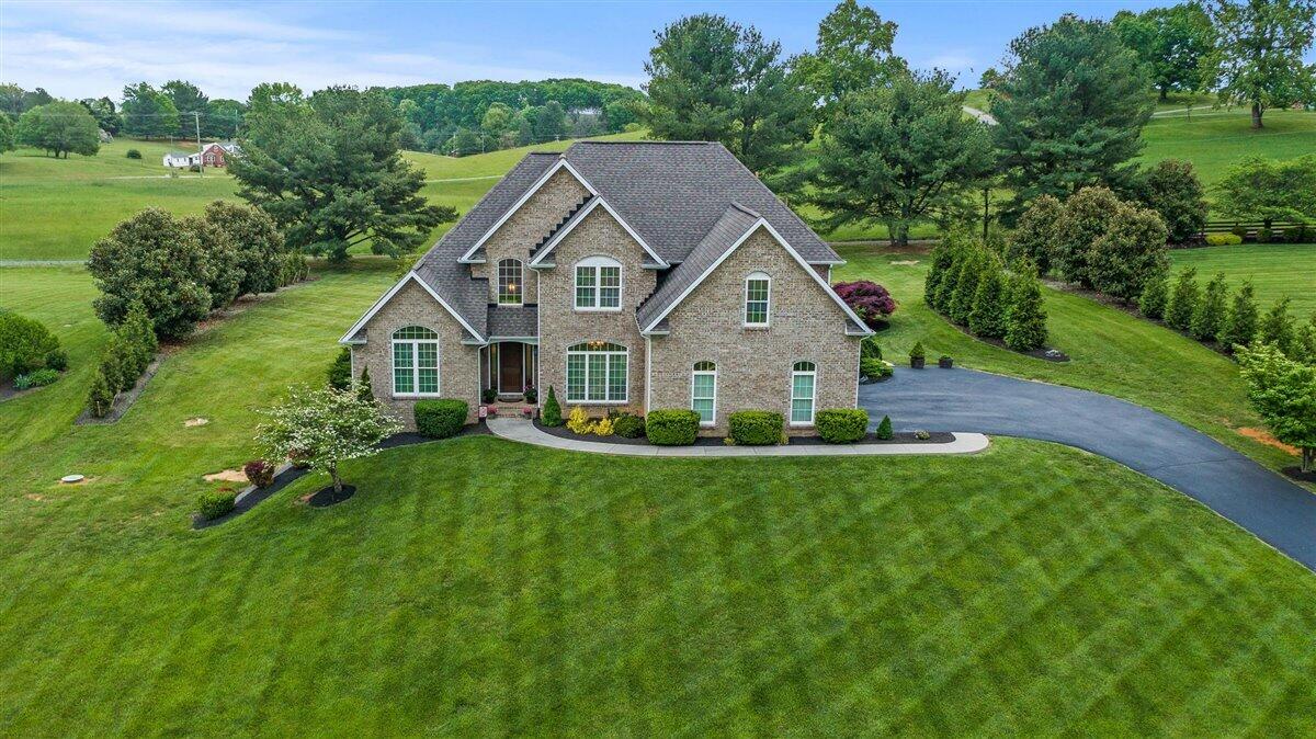 105 Sowder Farm Road Troutville, VA 24175 - Photo 2 of 57 Front