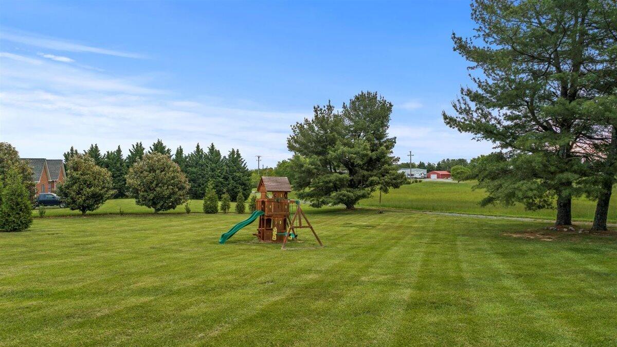 105 Sowder Farm Road Troutville, VA 24175 - Photo 42 of 57 Flat Back Yard