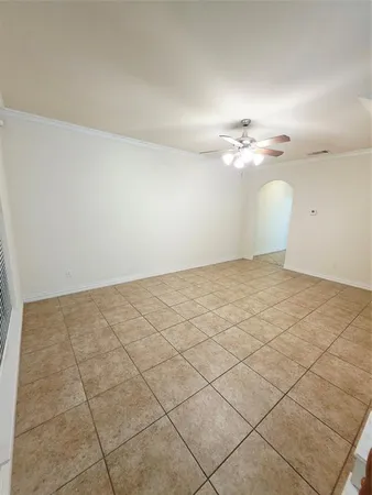 $2,600 | 4231 Towne Lake Court, Irving, TX 75061
