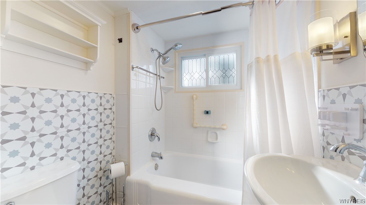 1834 Whitehaven Road Grand Island, NY 14072 - Photo 18 of 20