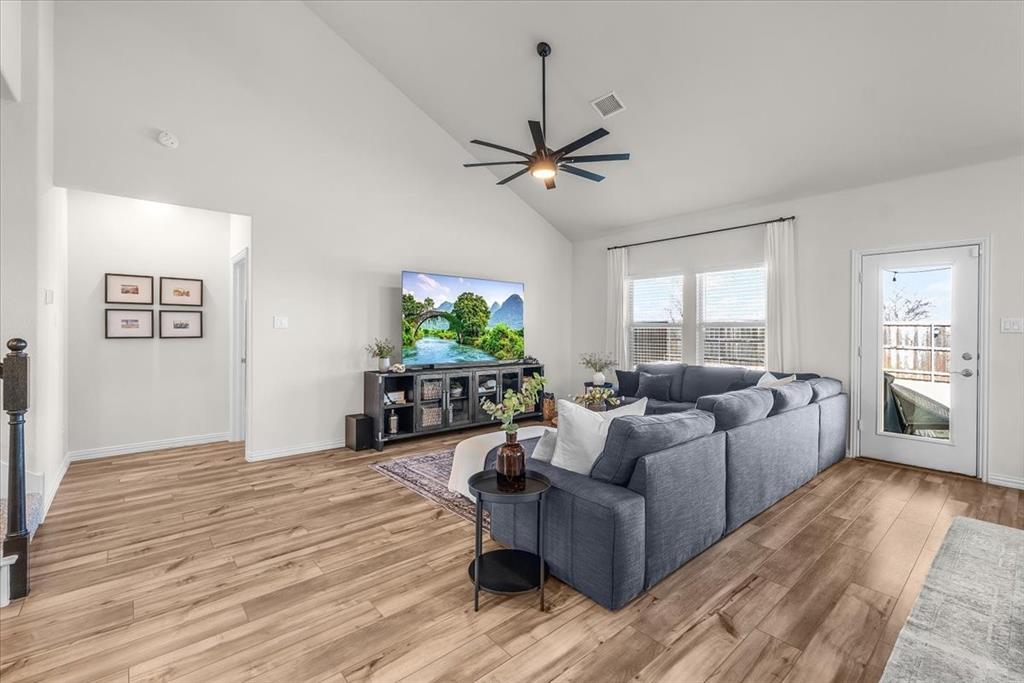 10600 Brookshire Road Fort Worth, TX 76126 - Photo 11 of 34