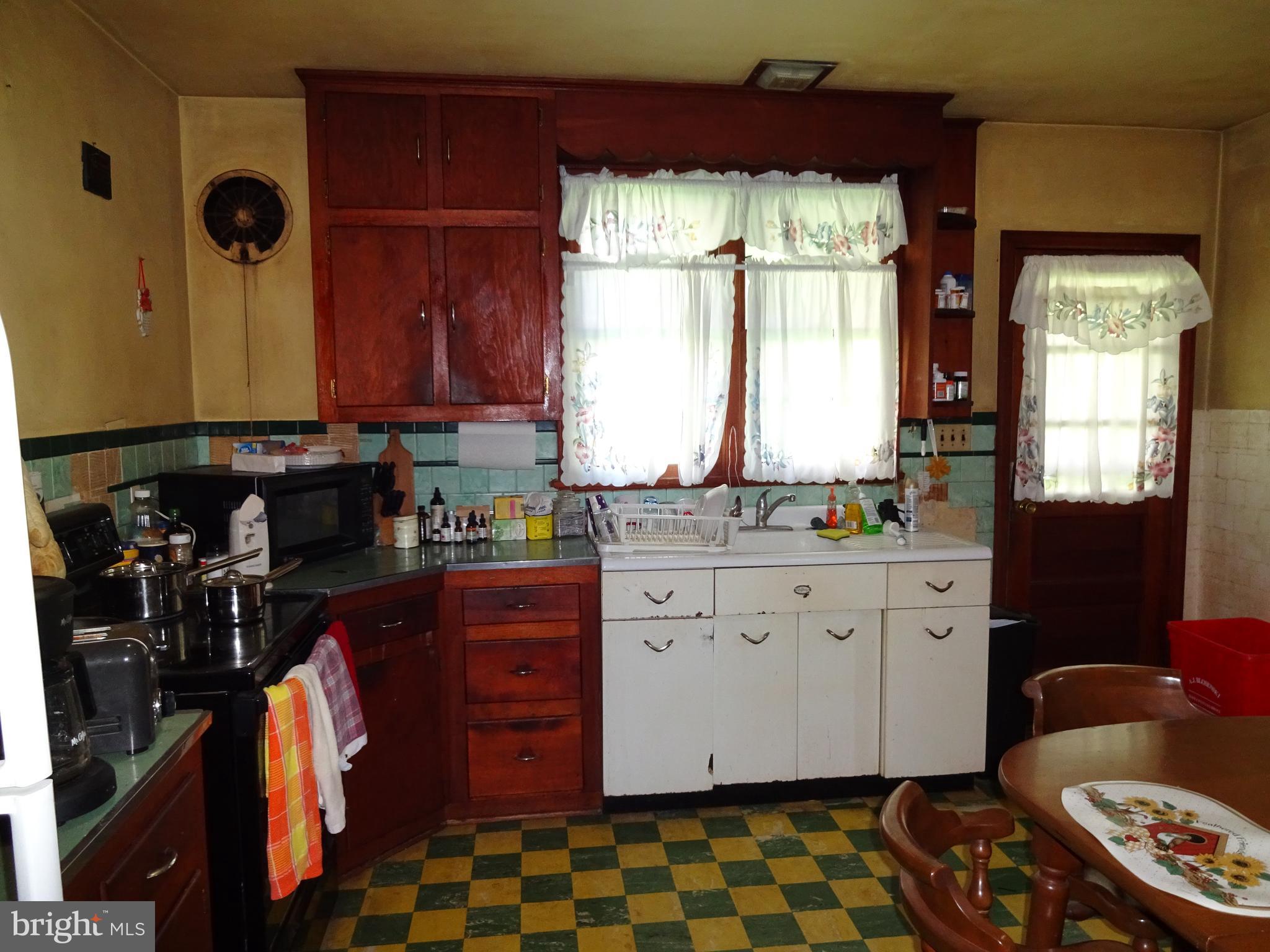 65 Hill Church Road Spring City, PA 19475 - Photo 8 of 26