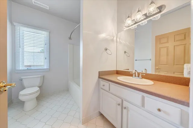 $750,000 | 38 Corbett Street, Salem, VA 24153