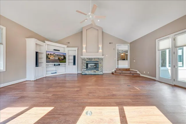 $750,000 | 38 Corbett Street, Salem, VA 24153