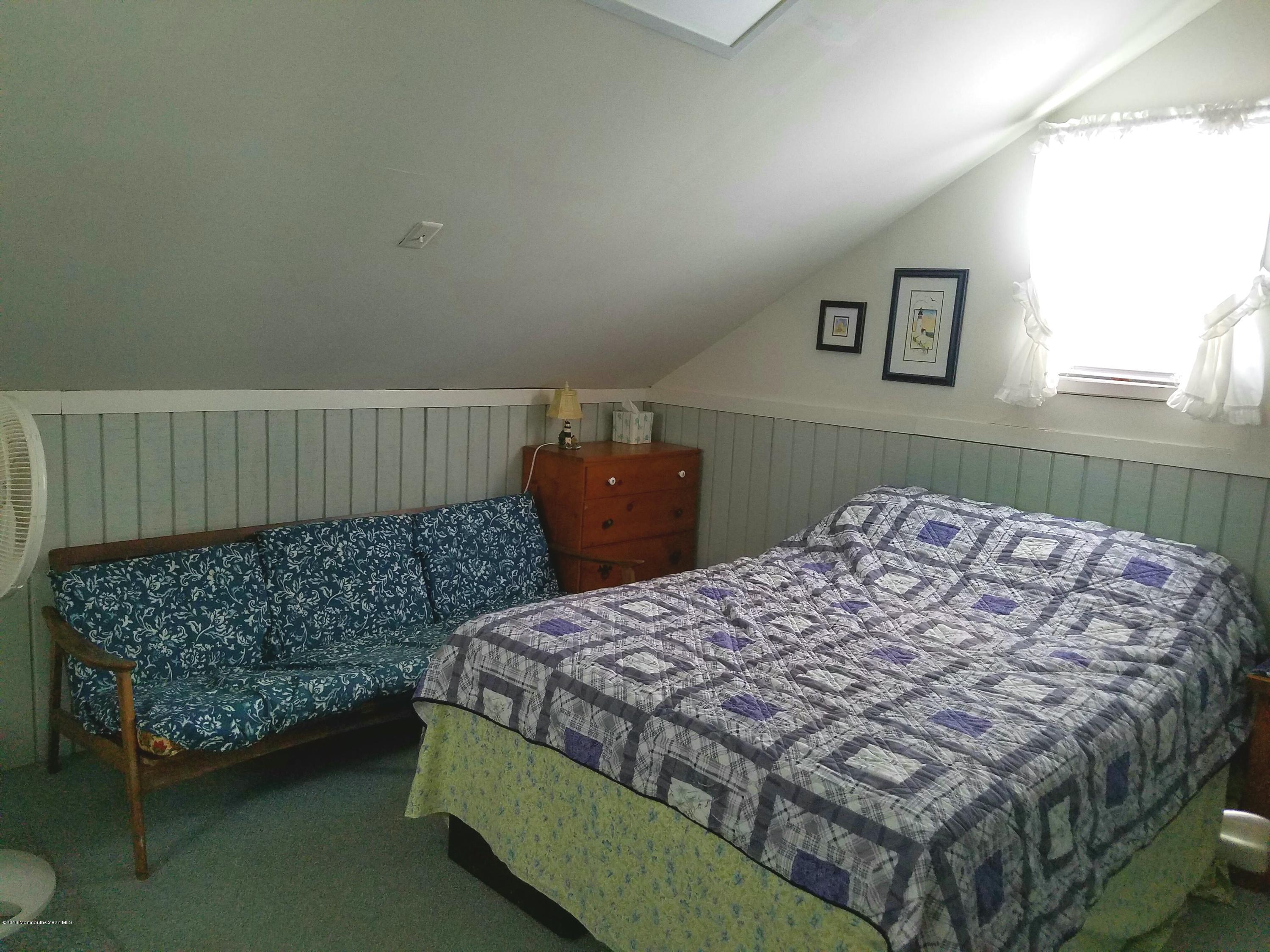 33 West Rutherford Lane Lavallette, NJ 08735 - Photo 8 of 11 Bedroom northside