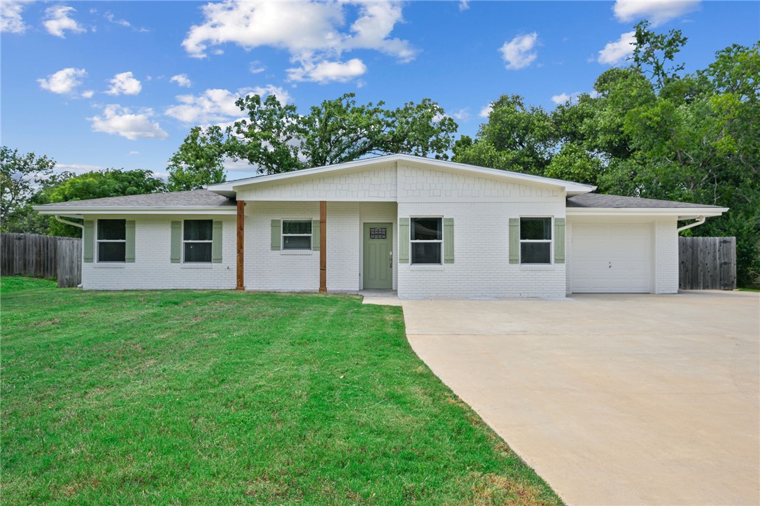 304 Dunn Street Bryan, TX 77801 - Photo 1 of 25
