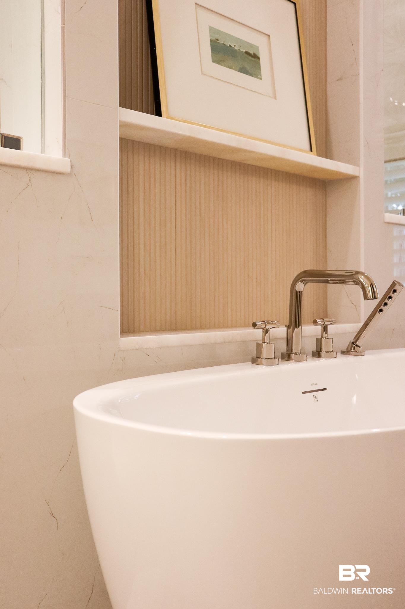 7248 Parker Road Fairhope, AL 36532 - Photo 14 of 55 Full bathroom featuring a soaking tub