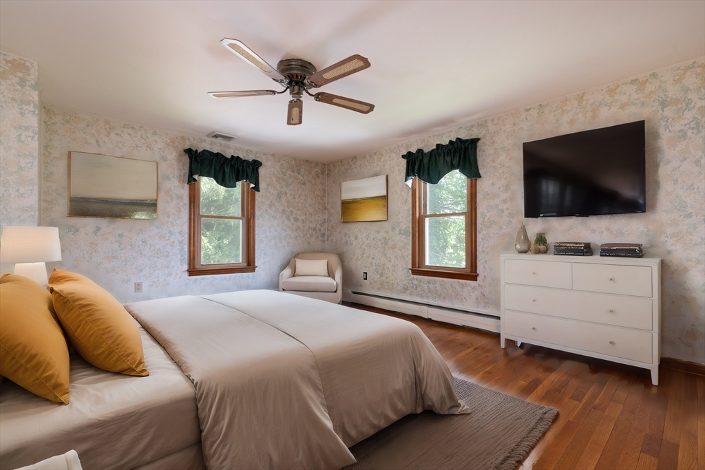 106 Gilbert Road Weymouth, MA 02189 - Photo 6 of 12 Gallery Image 6