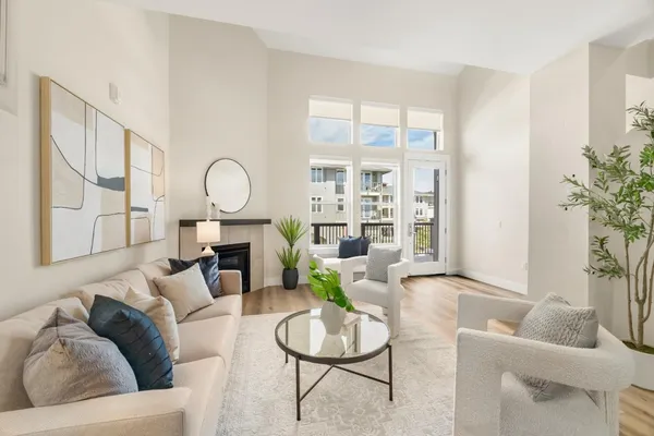 $1,350,000 | 136 Aptos Vlg Way, Unit 1, Aptos, CA 95003