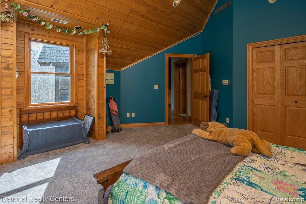11000 Hibner Road Hartland, MI 48353 - Photo 33 of 59 37.jpg