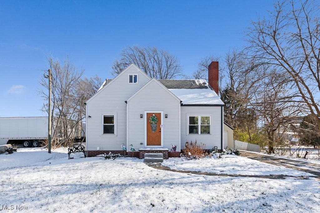 4722 Navarre Road Southwest Canton, OH 44706 - Photo 1 of 38 Bungalow-style house featuring a chimney
