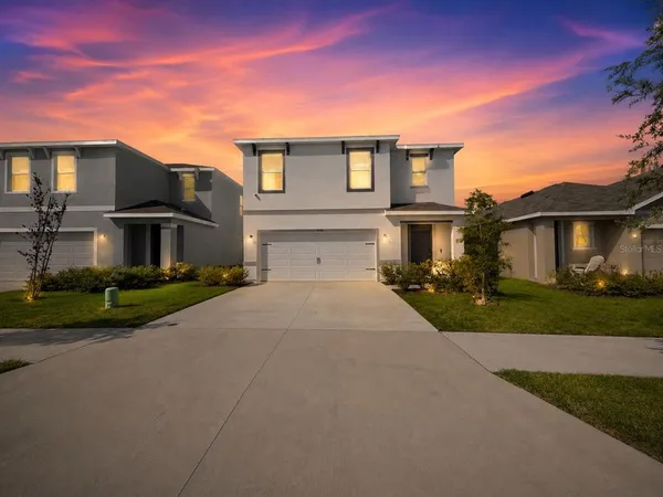 $2,750 | 35710 Kinsey Point, Zephyrhills, FL 33541