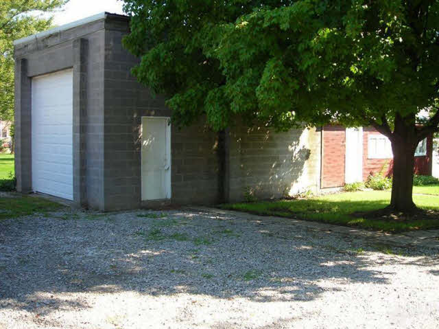 601 East Main Street Butler, IN 46721 - Photo 18 of 21