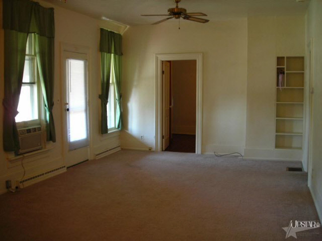 601 East Main Street Butler, IN 46721 - Photo 7 of 21