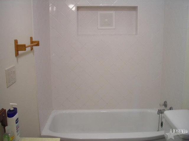 601 East Main Street Butler, IN 46721 - Photo 10 of 21