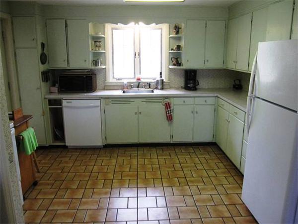 708 Colrain Road Greenfield, MA 01301 - Photo 12 of 19 Gallery Image 12