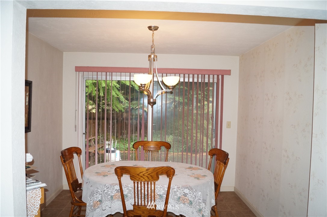 1700 Ranier Street Aberdeen, WA 98520 - Photo 4 of 25 Gallery Image 4