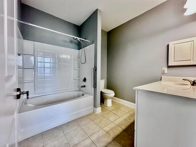 $315,000 | 2244 Ashley Crossing Drive, Unit 1131, Charleston, SC 29414