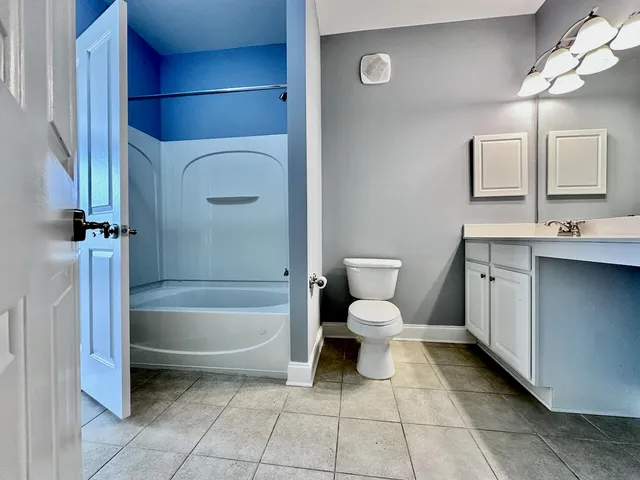 $315,000 | 2244 Ashley Crossing Drive, Unit 1131, Charleston, SC 29414