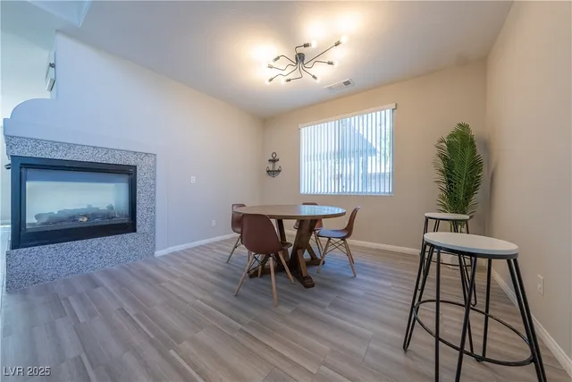 $2,956 | 8280 Crown Peak Avenue, Las Vegas, NV 89117