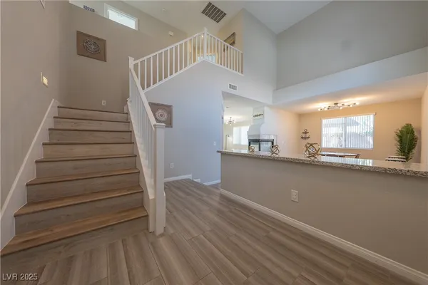 $2,595 | 8280 Crown Peak Avenue, Las Vegas, NV 89117