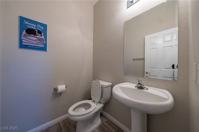 $2,956 | 8280 Crown Peak Avenue, Las Vegas, NV 89117