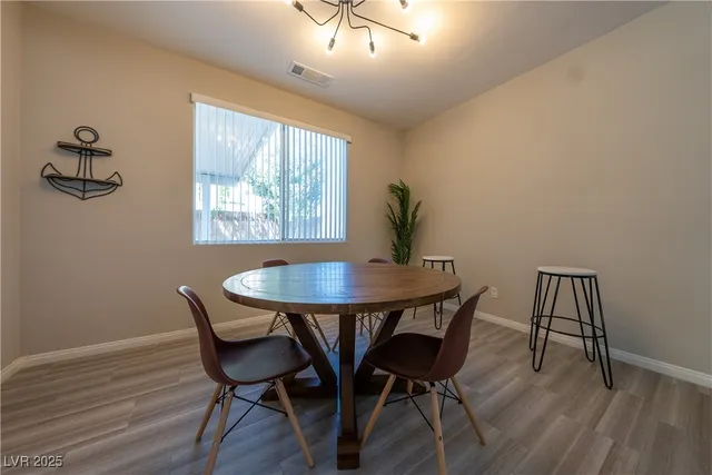 $2,956 | 8280 Crown Peak Avenue, Las Vegas, NV 89117