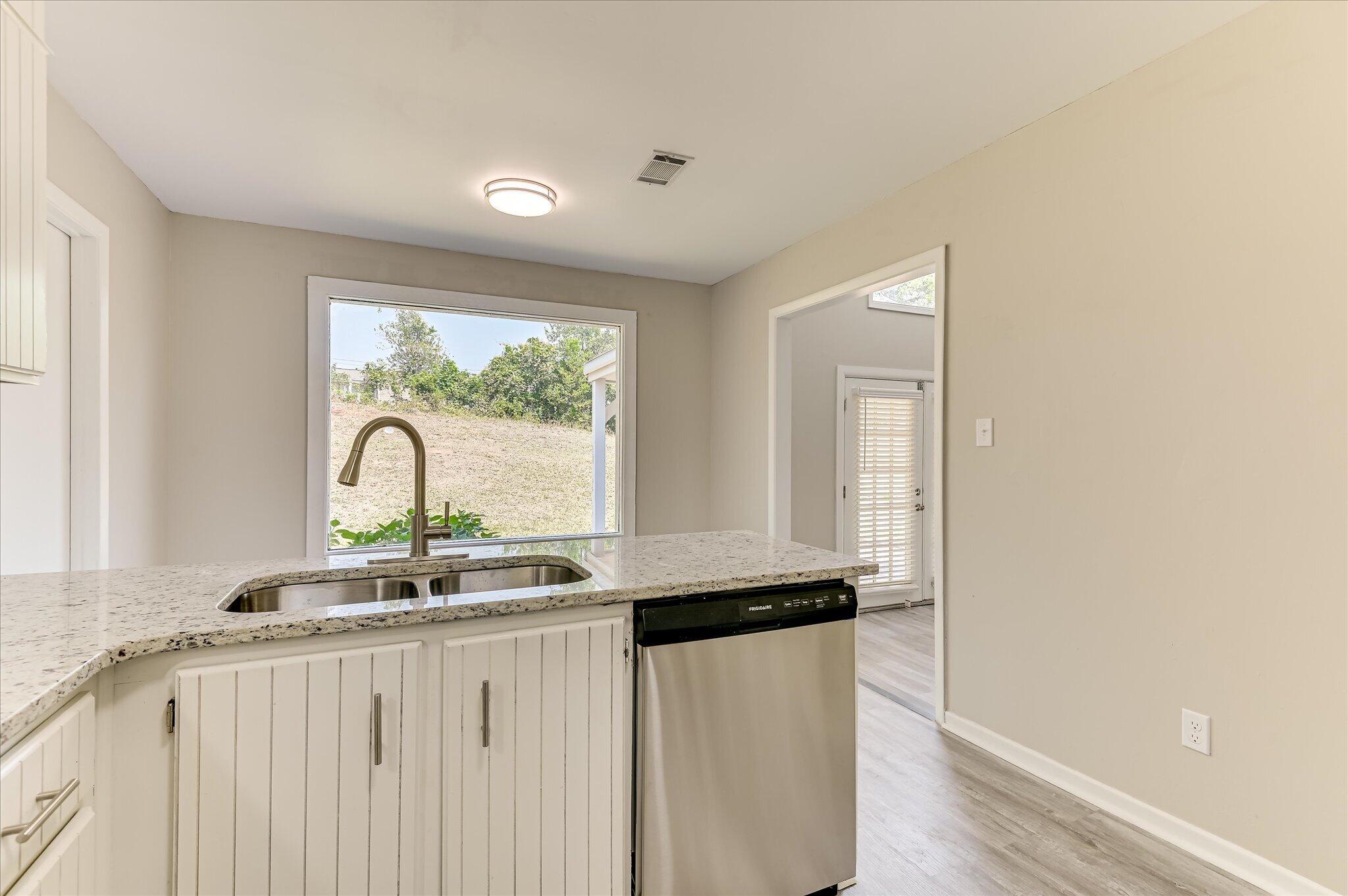 3006 Angela Street Augusta, GA 30907 - Photo 20 of 36 Kitchen