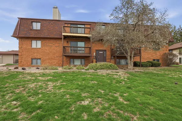 $139,900 | 4190 Mallard Court, Unit 9, Bettendorf, IA 52722