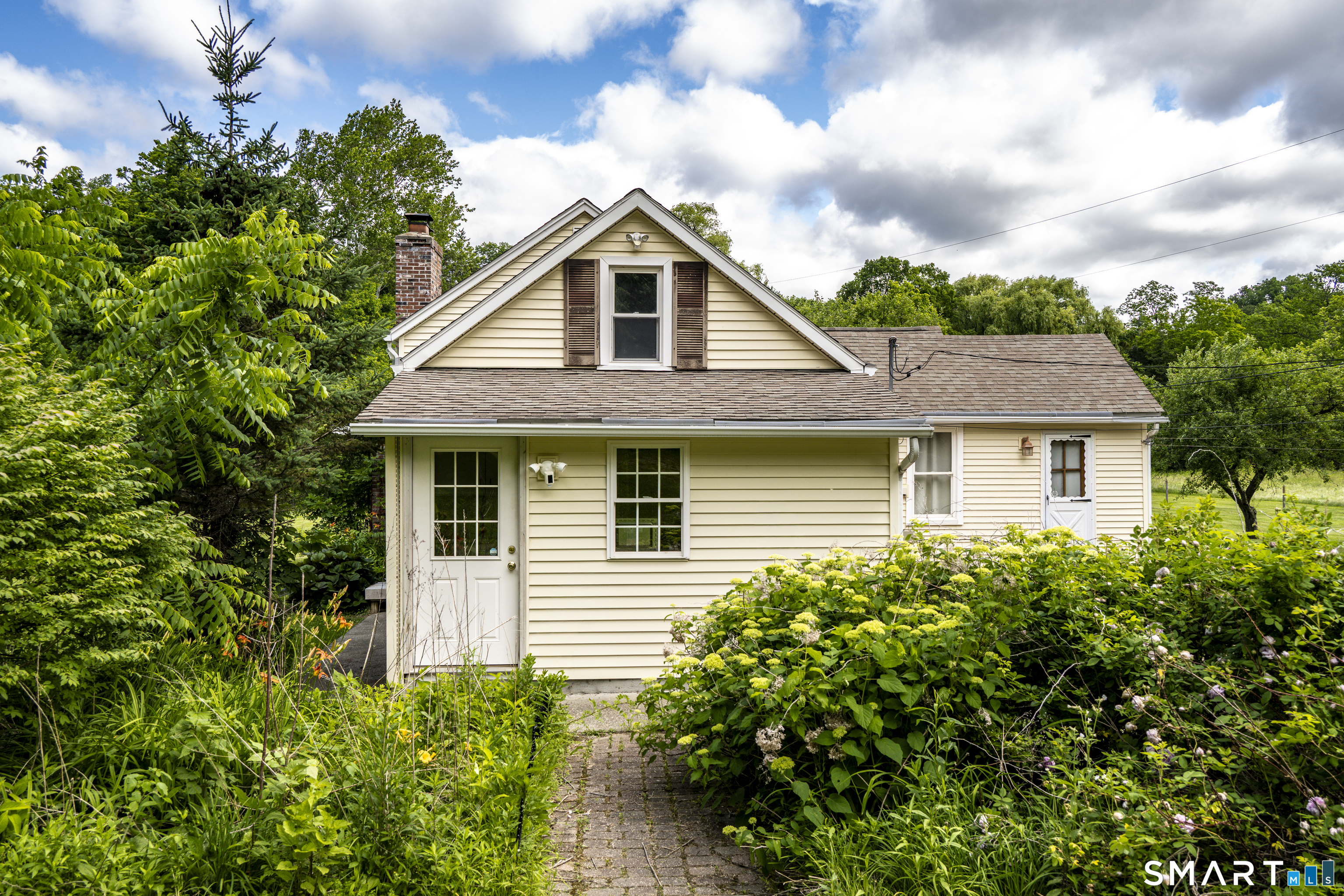 136 Lower Road North Canaan, CT 06018 - Photo 8 of 39