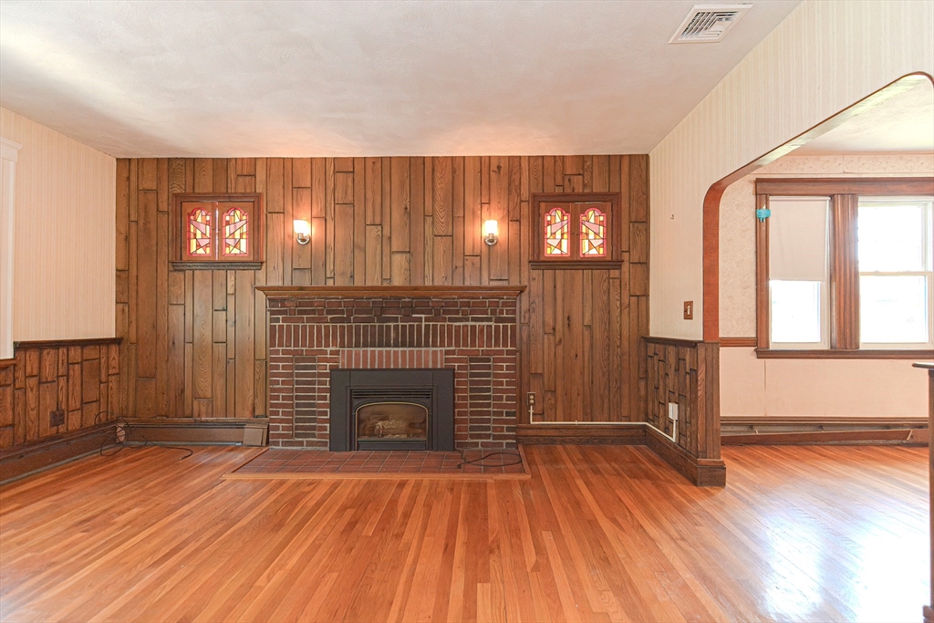 24 Grandview Road Chelsea, MA 02150 - Photo 11 of 40 Gallery Image 11