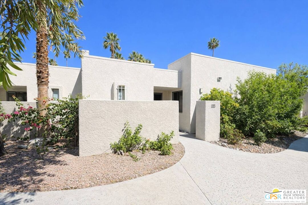 815 East Arenas Road Palm Springs, CA 92262 - Photo 3 of 28