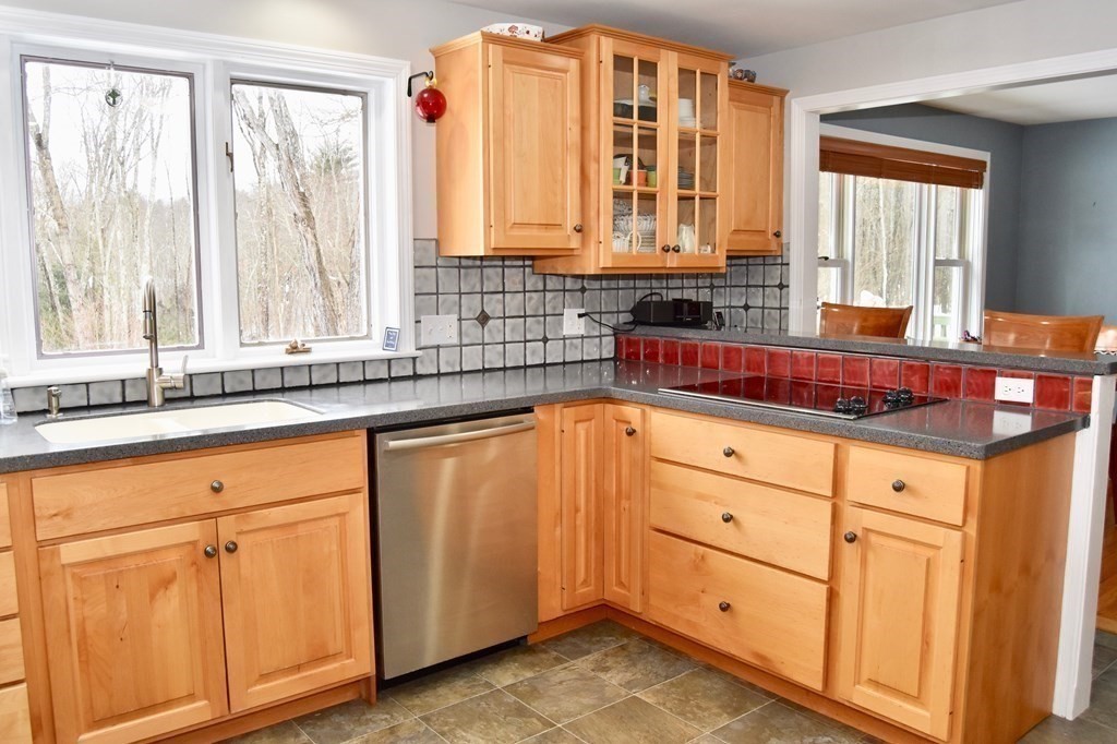83 Juggler Meadow Road Leverett, MA 01054 - Photo 14 of 41