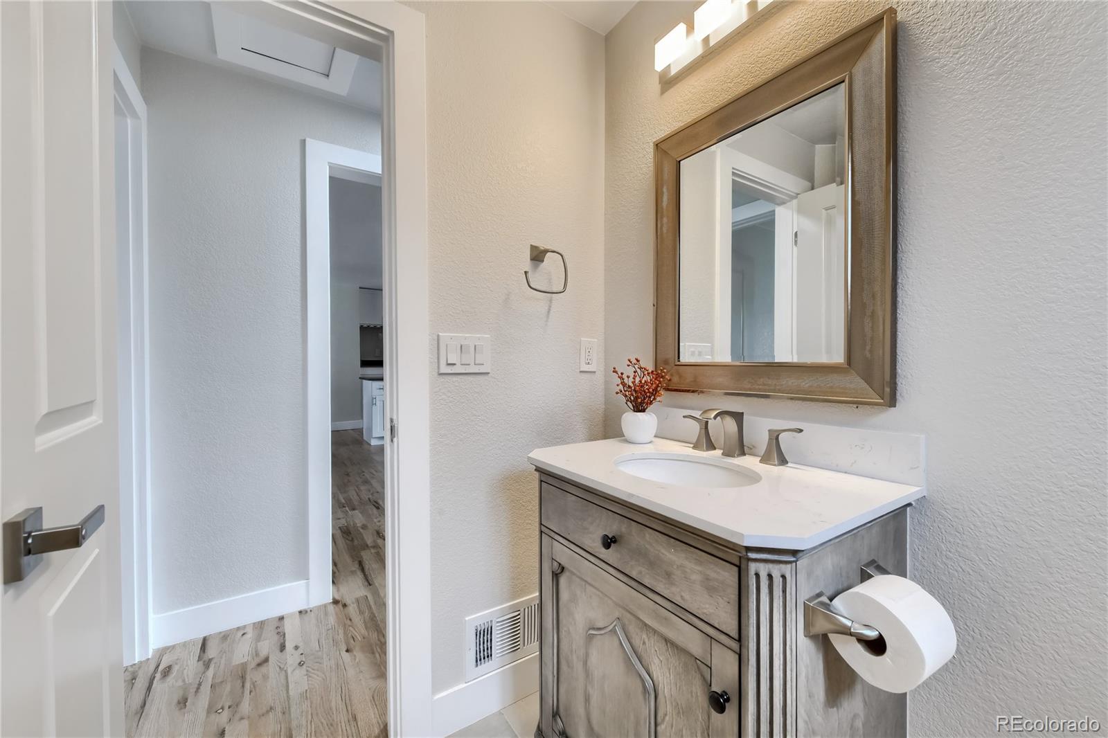4382 Chase Street Denver, CO 80212 - Photo 13 of 39