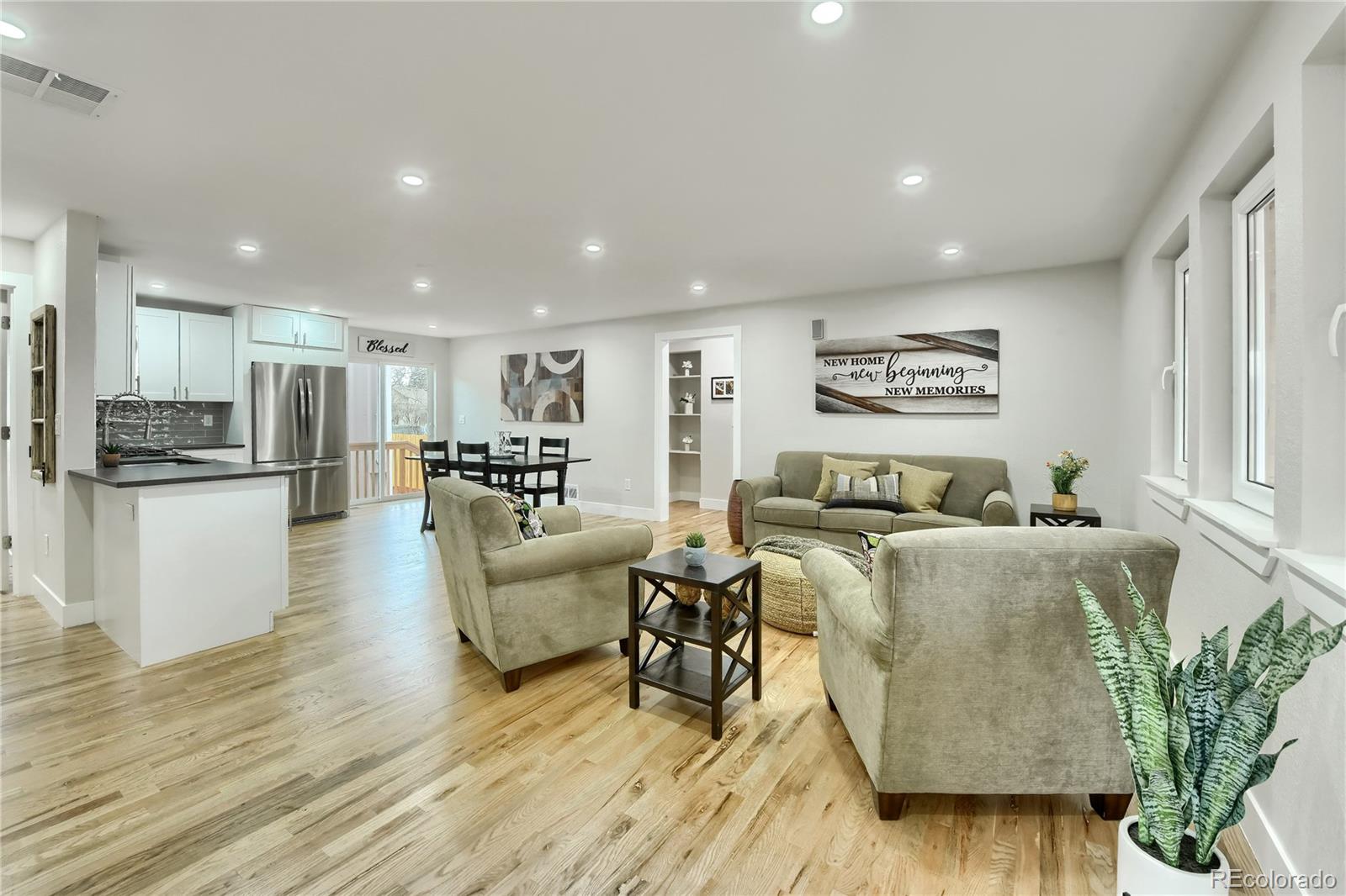 4382 Chase Street Denver, CO 80212 - Photo 3 of 39