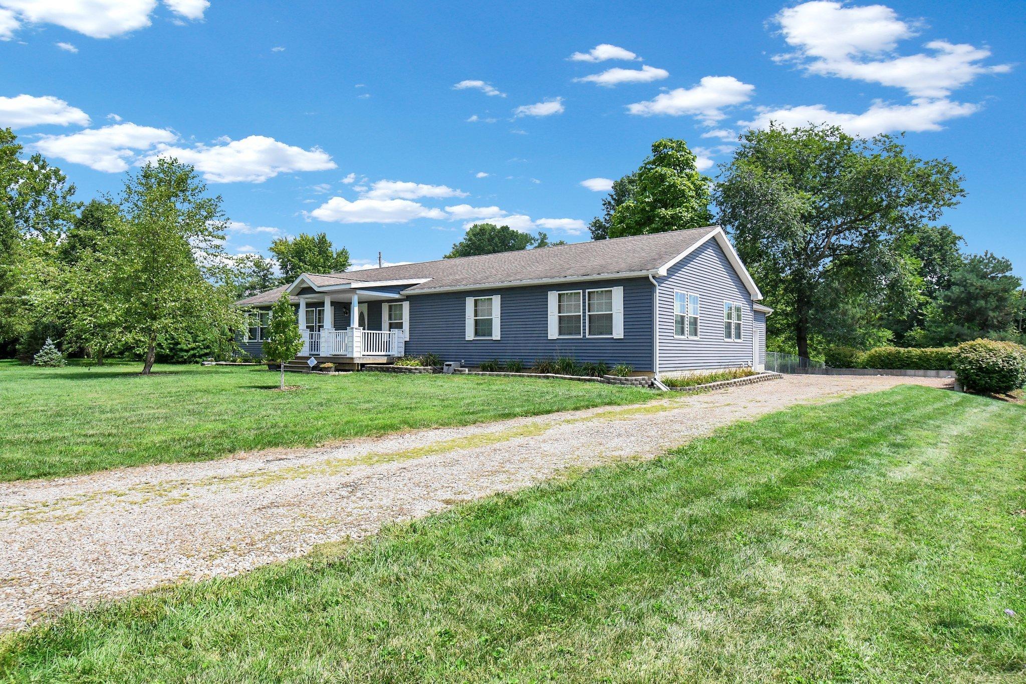 7507 Summit Road Southwest Pataskala, OH 43062 - Photo 4 of 42 Gallery Image 4