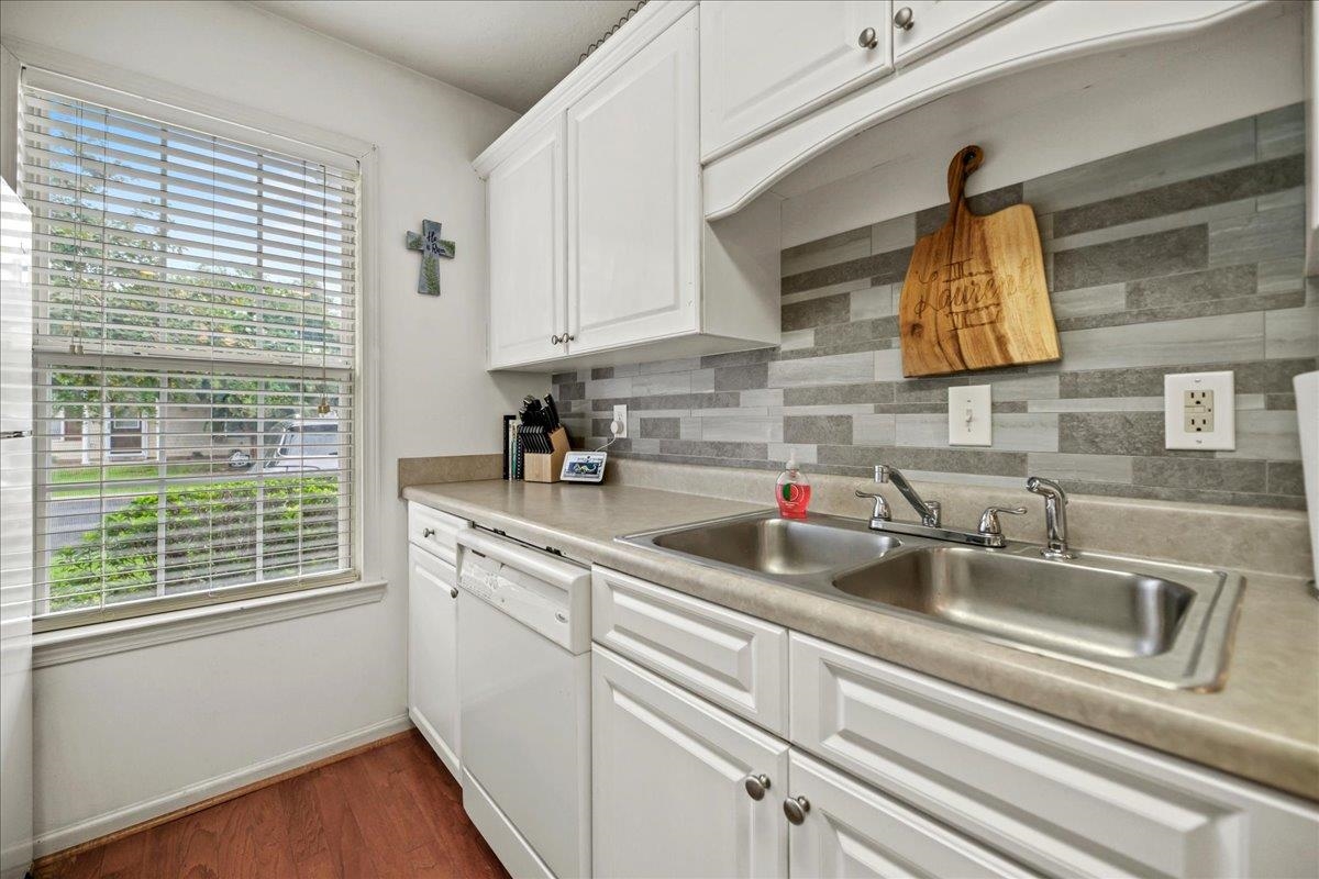 3040 Combray Circle Florence, SC 29501 - Photo 10 of 30 Gallery Image 10