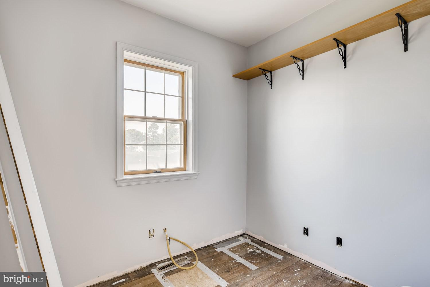 7813 SW Road Pasadena, MD 21122 - Photo 21 of 35 Gallery Image 21