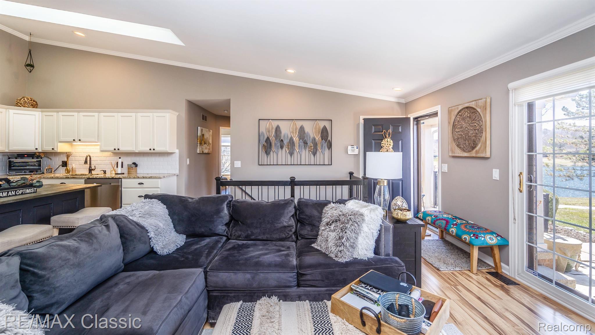 22158 Edgewater Novi, MI 48375 - Photo 13 of 60 Great room