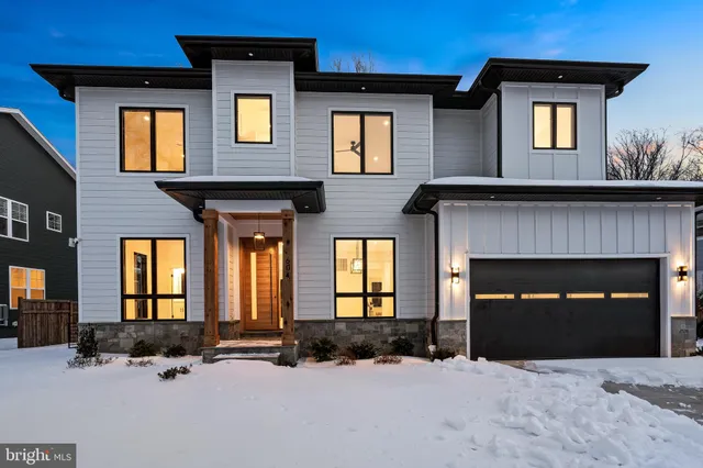 $2,295,000 | 604 Tapawingo Road Southwest, Vienna, VA 22180