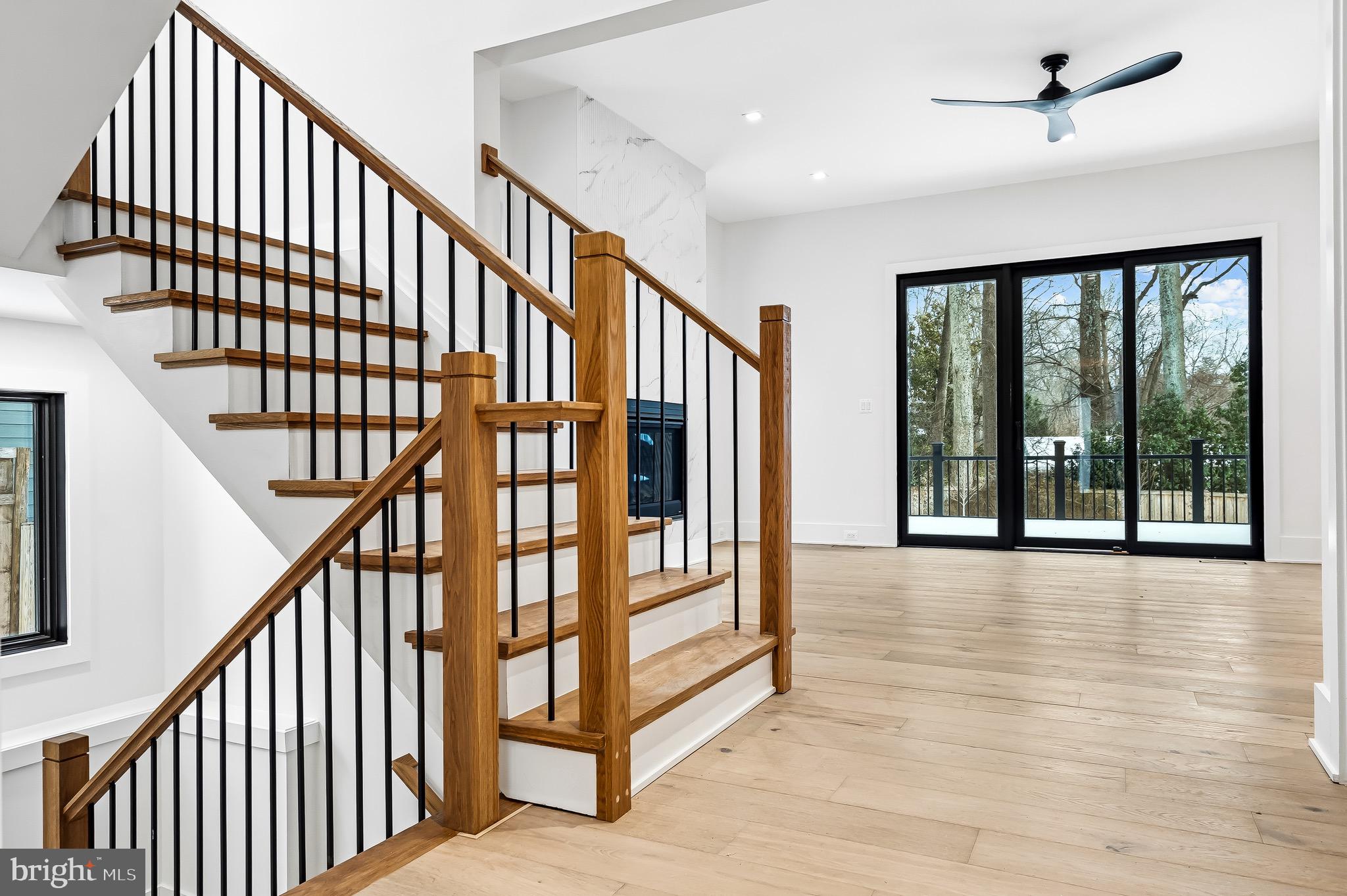 604 Tapawingo Road Southwest Vienna, VA 22180 - Photo 13 of 60