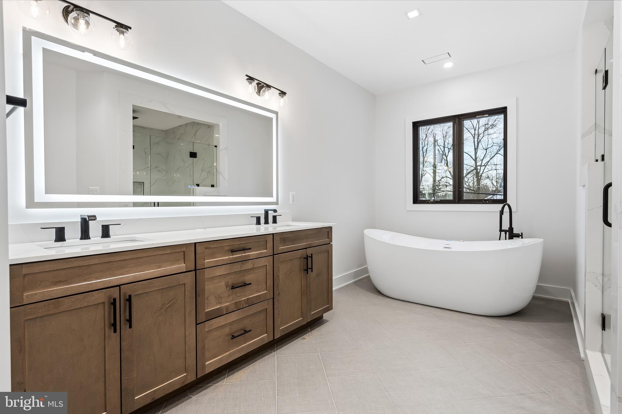 604 Tapawingo Road Southwest Vienna, VA 22180 - Photo 14 of 60