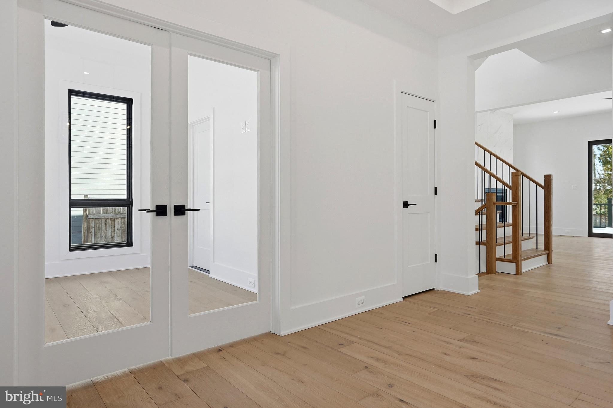 604 Tapawingo Road Southwest Vienna, VA 22180 - Photo 19 of 60