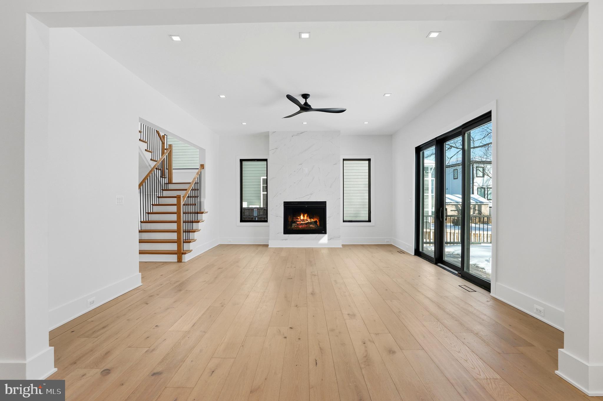 604 Tapawingo Road Southwest Vienna, VA 22180 - Photo 24 of 60