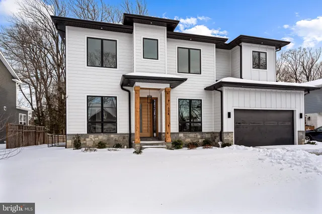 $2,295,000 | 604 Tapawingo Road Southwest, Vienna, VA 22180