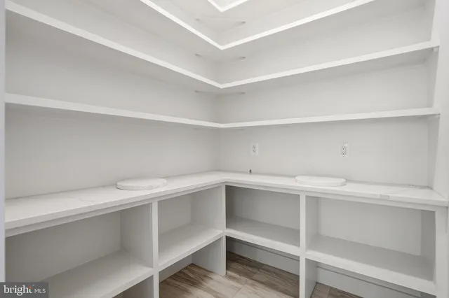 $2,295,000 | 604 Tapawingo Road Southwest, Vienna, VA 22180