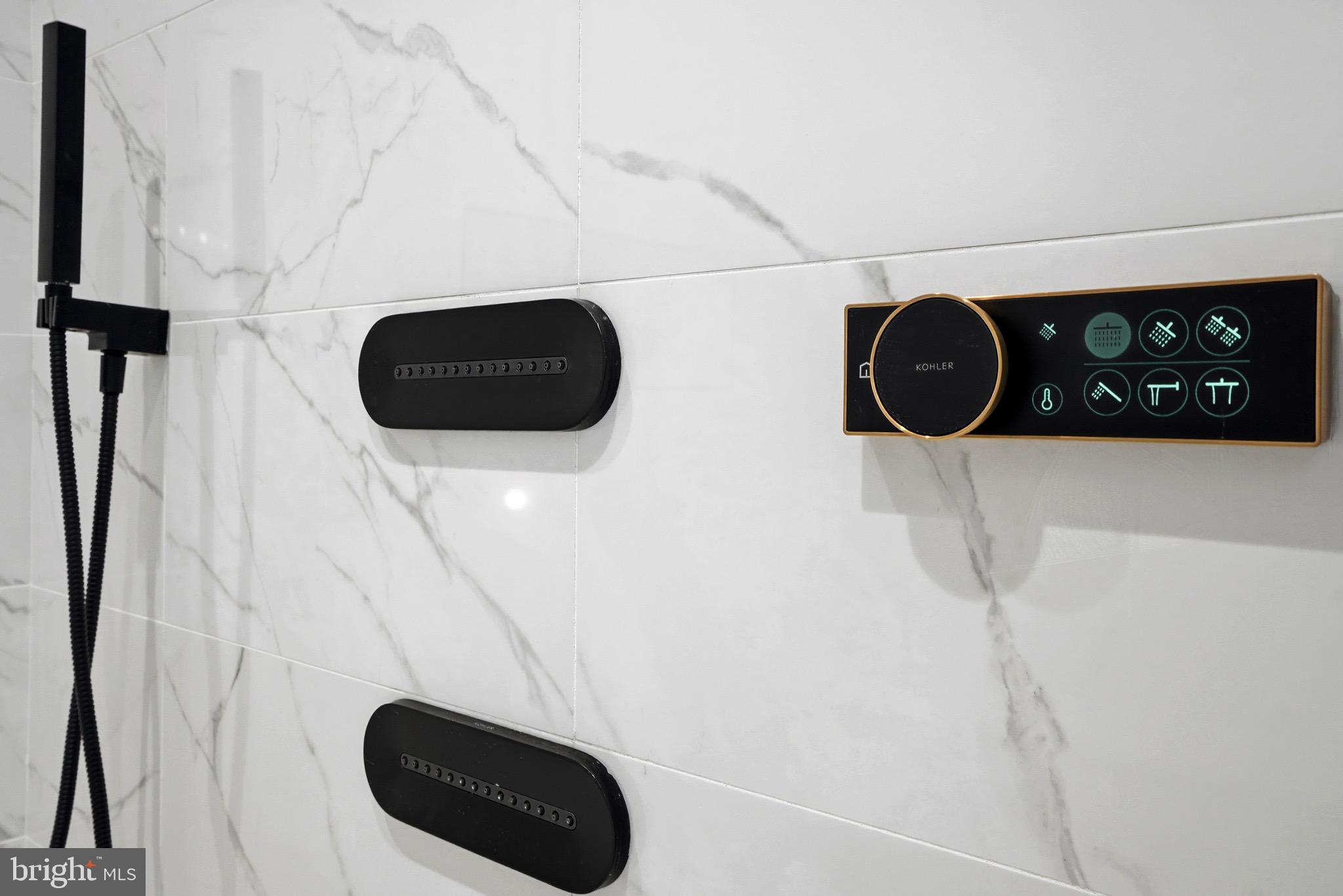 604 Tapawingo Road Southwest Vienna, VA 22180 - Photo 34 of 60