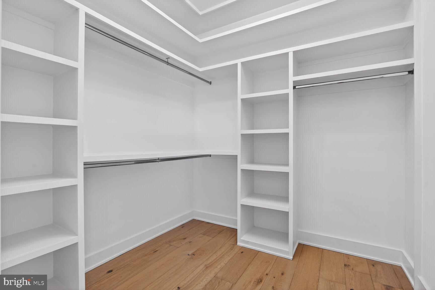 604 Tapawingo Road Southwest Vienna, VA 22180 - Photo 42 of 60