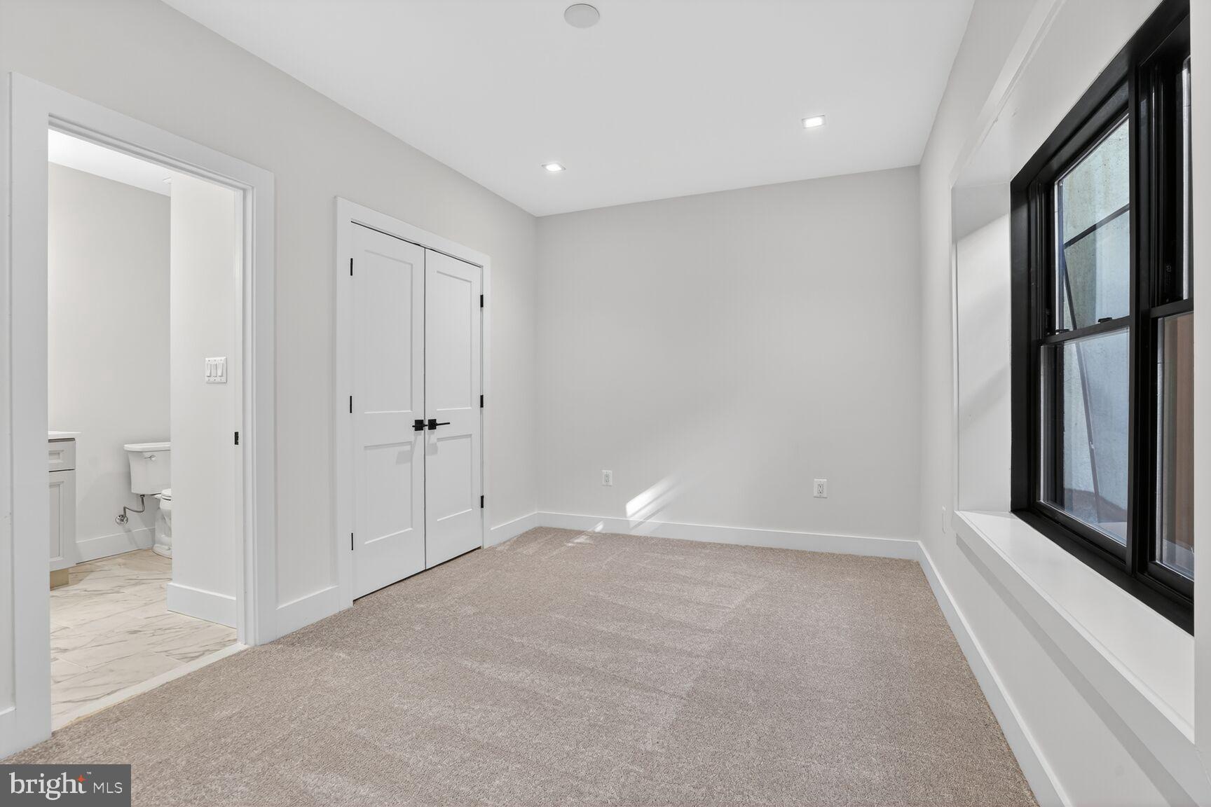 604 Tapawingo Road Southwest Vienna, VA 22180 - Photo 45 of 60